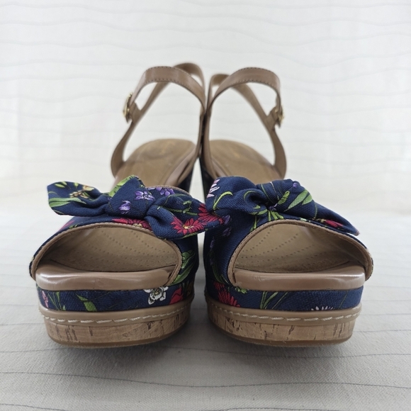 Clarks Womens Artisans Amelia Joyce Navy Floral Platform Wedge Heels Sz 11 NEW - Picture 4 of 12